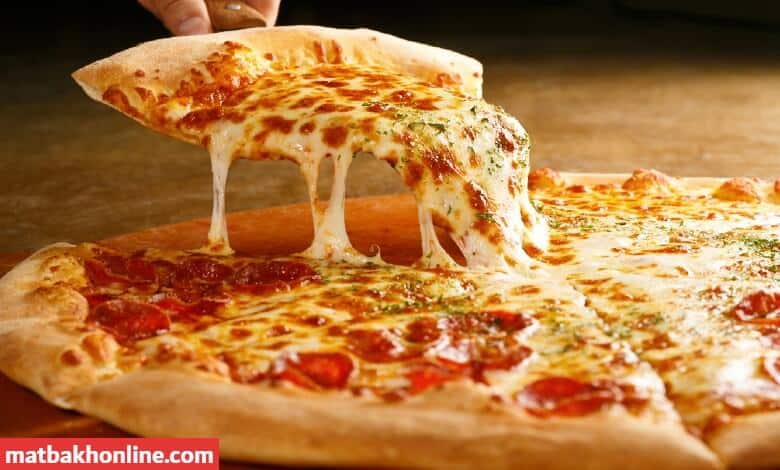 طريقة عمل البيتزا بالجبن
