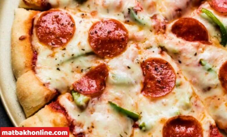 طريقة عمل عجينة البيتزا في البيت سهلة للمبتدئين 6